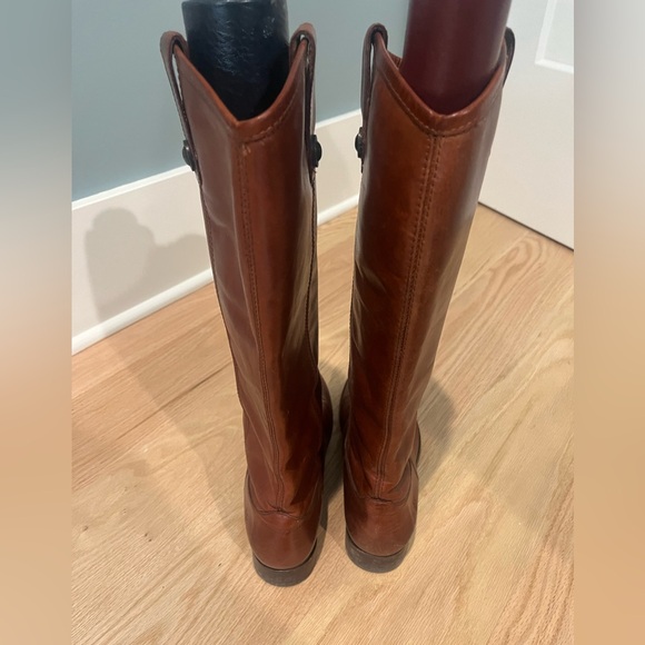 🤎 FRYE Women's Melissa Button Riding Boot in Cognac - Picture 8 of 13
